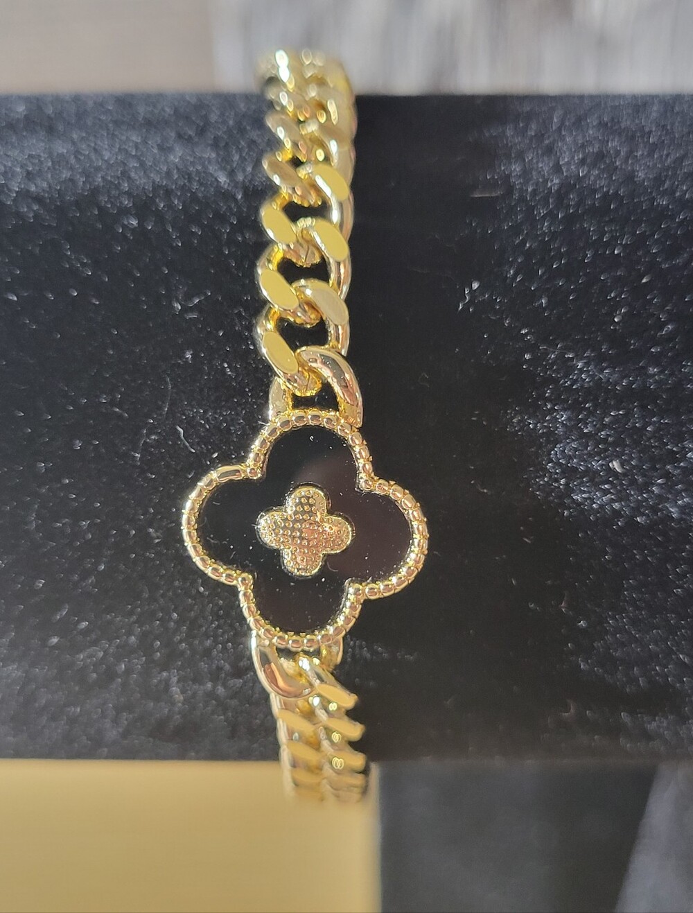 18K Gold Filled and Black Enamel Clover Link Bracelet - Women's Jewelry 7-8in